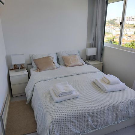 Apartamento Vista Panoramica Amadora Habitación foto
